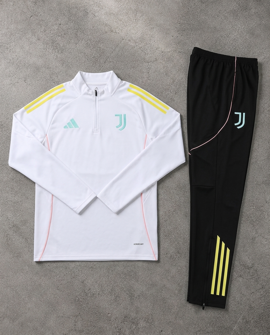 Juventus Half Zip Tracksuit - Player Version