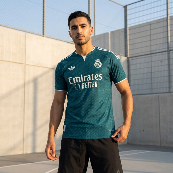 Real Madrid Away Jersey 26/27 - Player Version