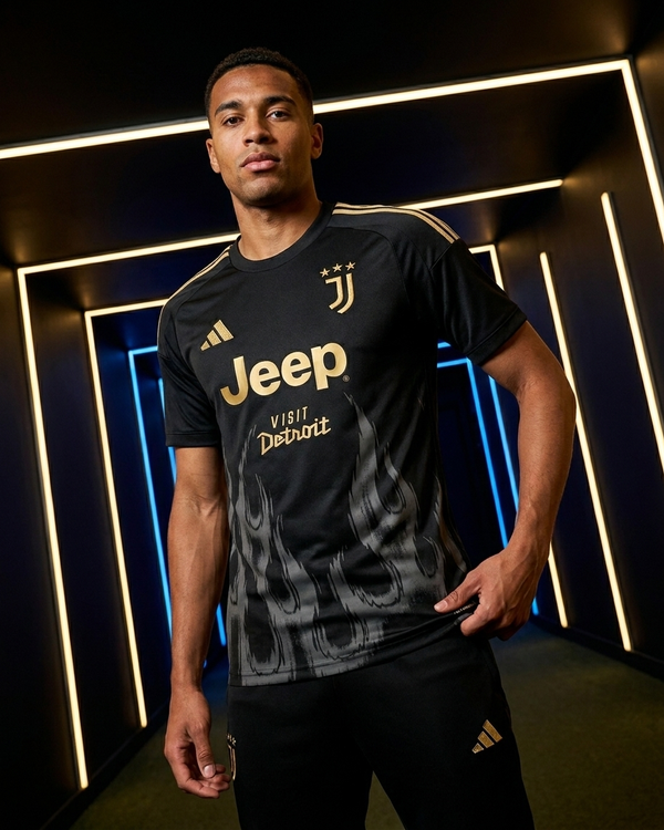 Juventus 3rd Jersey 26/27