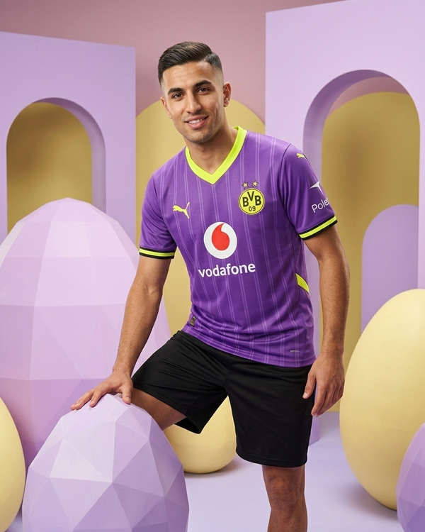 BVB 3rd Jersey 26/27