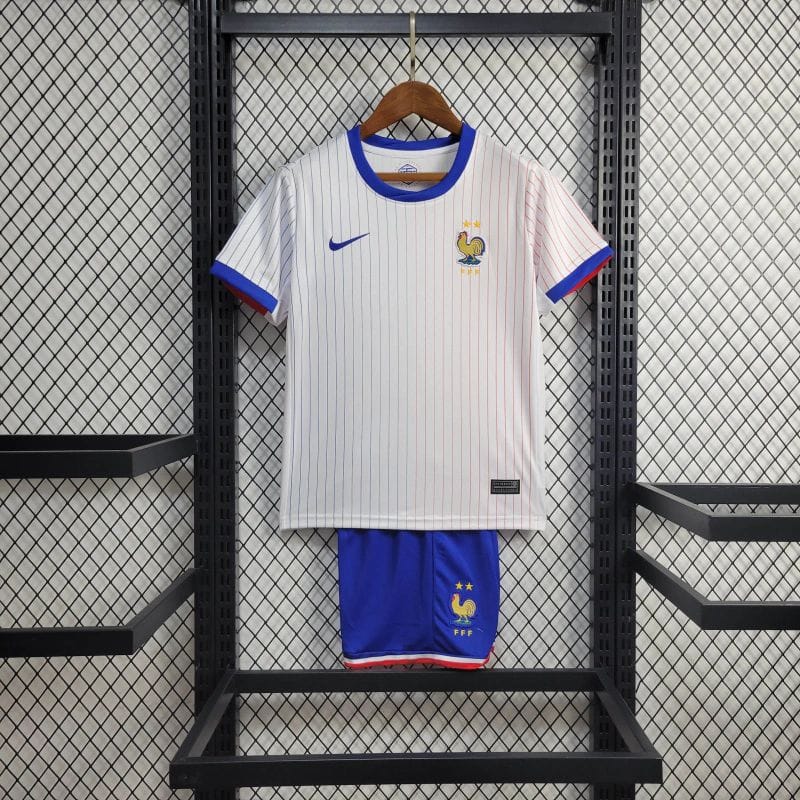France Away For Kids New Season 24/25